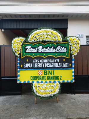 Papan Bunga Duka di Inikgal