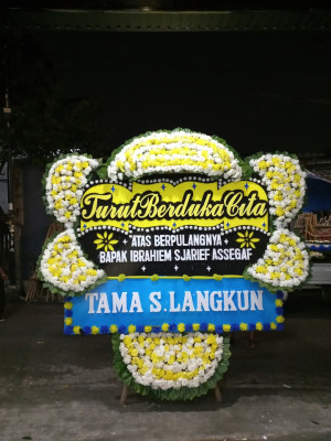 Papan Bunga Duka di Inikgal