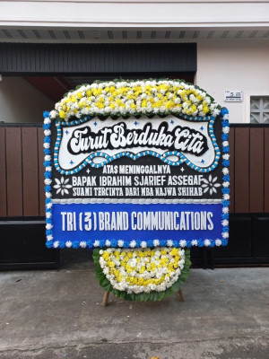 Papan Bunga Duka di Inikgal